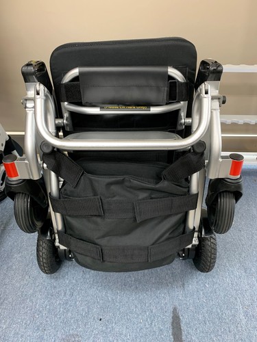 現品限り　中古折りたたみ電動車椅子　　PW-999UL